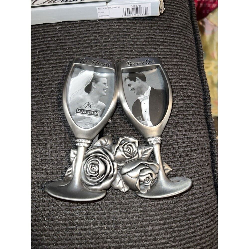 MALDEN - WEDDING PICTURE FRAM - CHAMPAGNE GLASSES - TWO HEARTS - NEW IN BOX